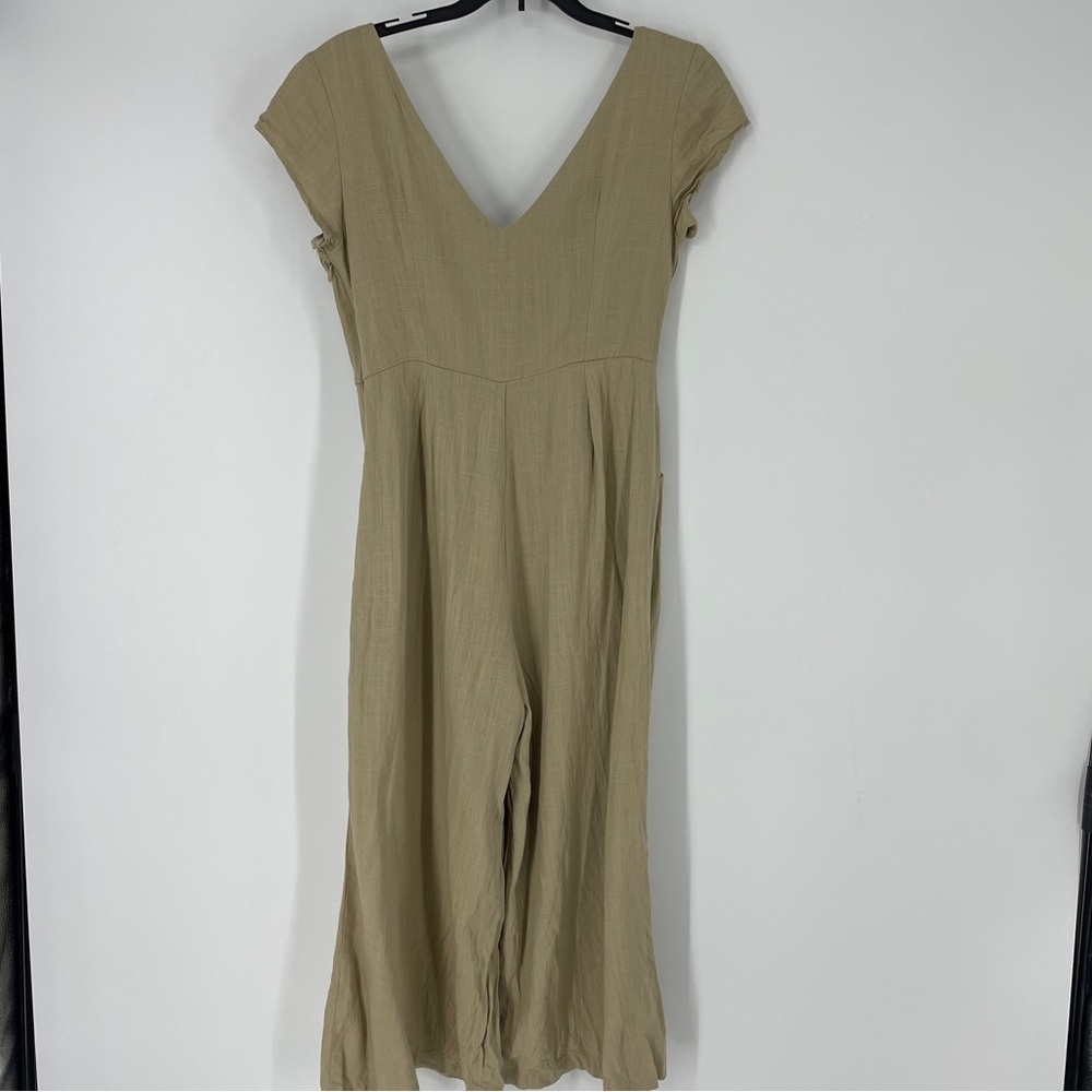 PRINCESS POLLY Seven Days Jumpsuit Sz 4 Beige Wide leg Cropped Pockets - Picture 5 of 9